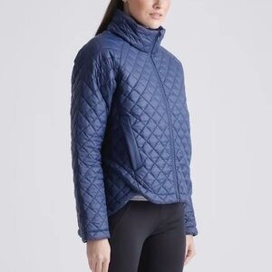 Quince Navy Blue Cropped Water Repellent Featherless Quilted Puffer Jacket Coat